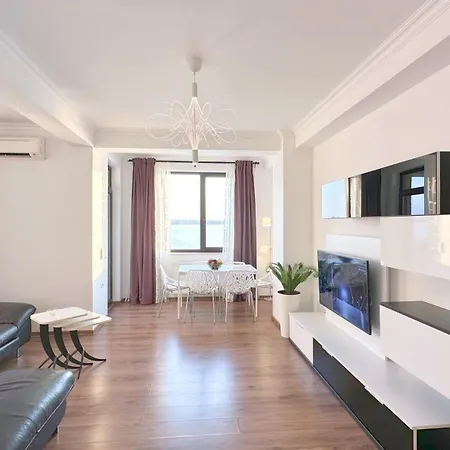 Deluxe Criss Solid * Mamaia