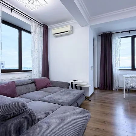 Apartment Deluxe Criss Solid Mamaia