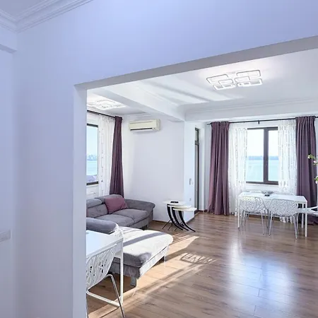 Apartment Deluxe Criss Solid *