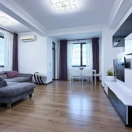 Deluxe Criss Solid Mamaia